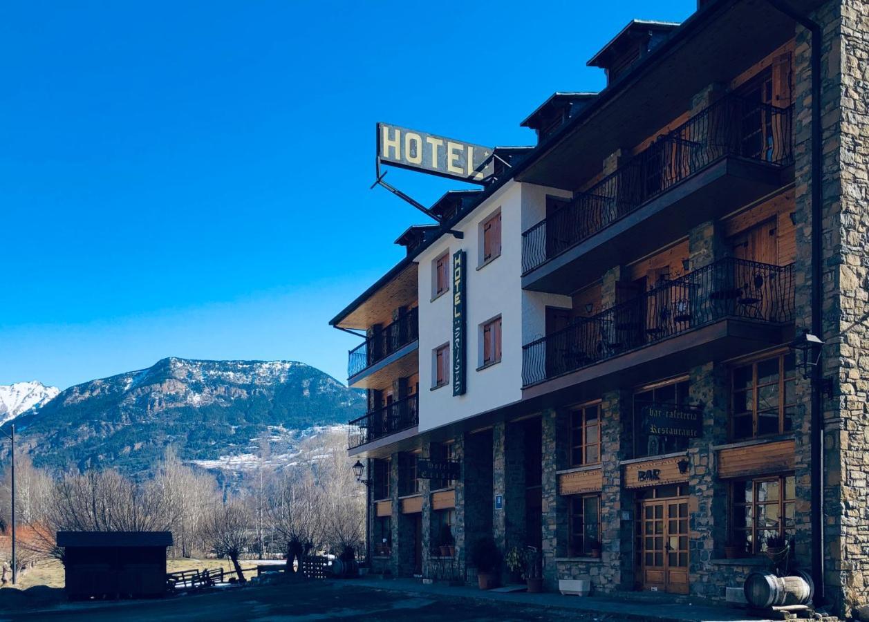 Hotel Eriste Dış mekan fotoğraf