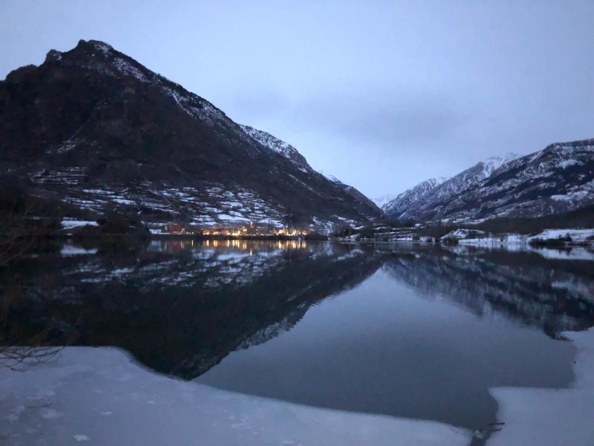 Hotel Eriste Dış mekan fotoğraf